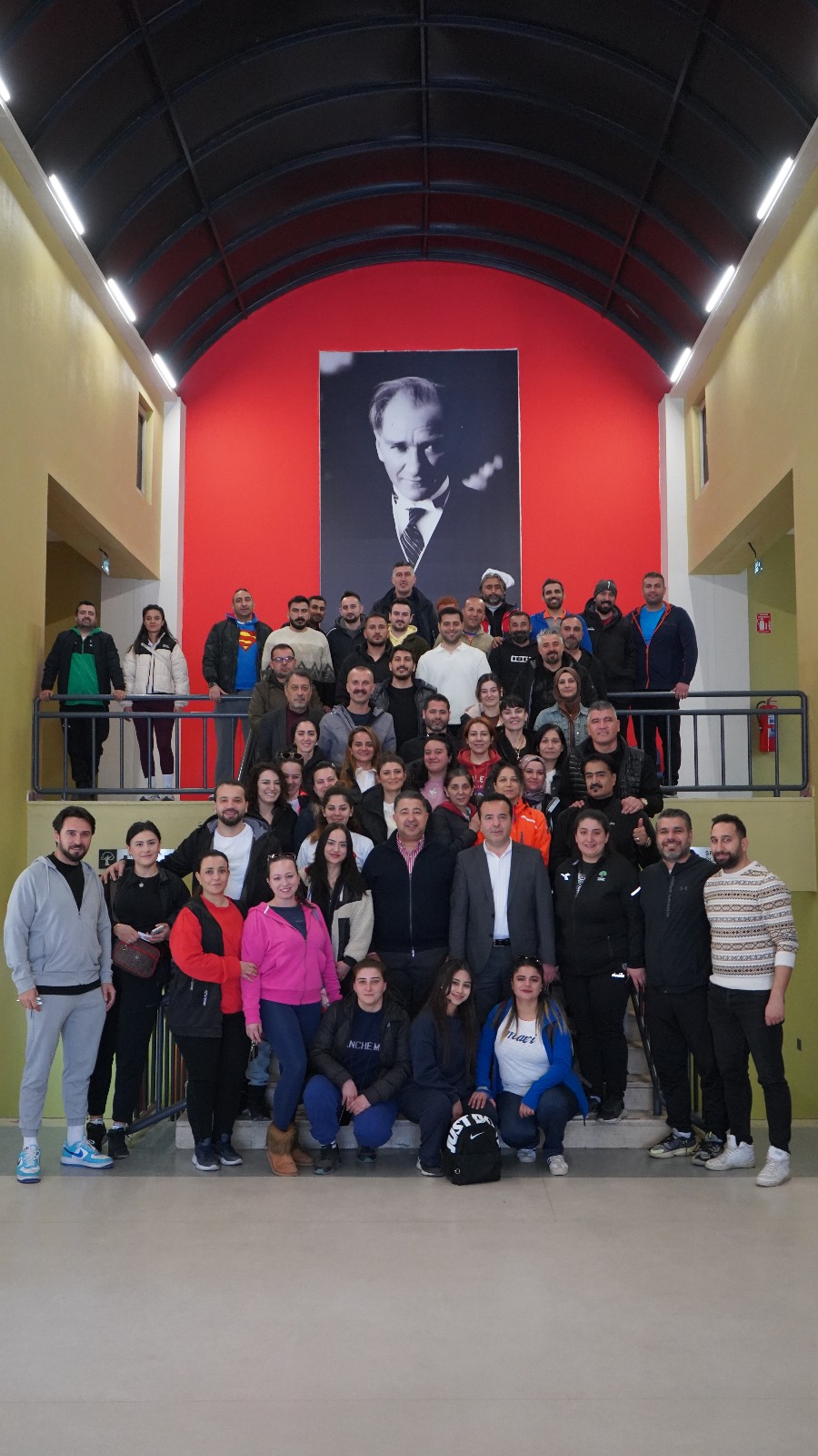 KULÜP BAŞKANIMIZDA ŞEHİTKAMİL BELEDİYESİ GENÇLİK VE SPOR HİZMETLERİNE ZİYARET